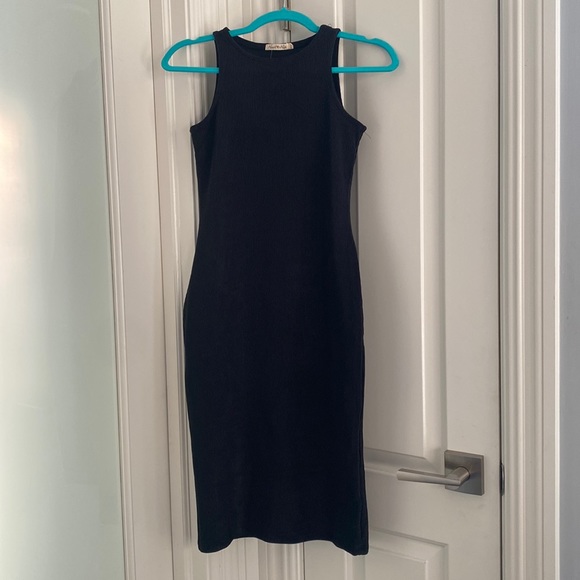 Windsor Dresses & Skirts - Windsor Black ribbed dress
